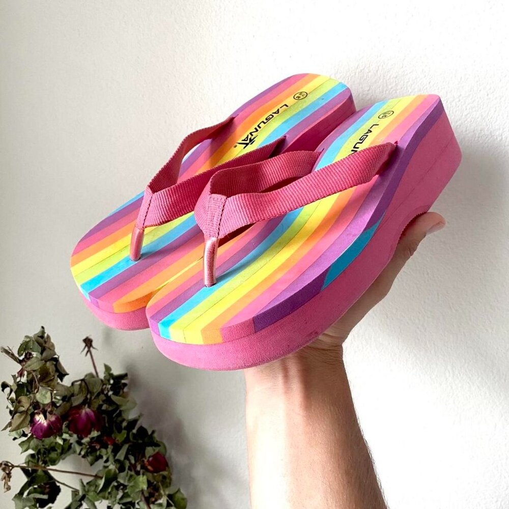 Laguna B Rainbow Platform Flip Flop Sandals in Pink